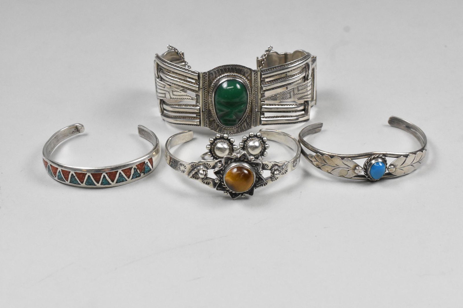 4 Native American Mexican Silver Bracelets and Earrings (1 of 8)
