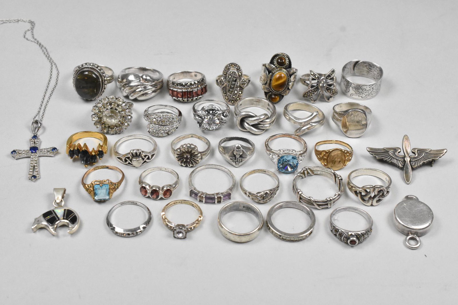22 Sterling Rings, 7 Unmarked Rings, Secret Compartment (1 of 9)