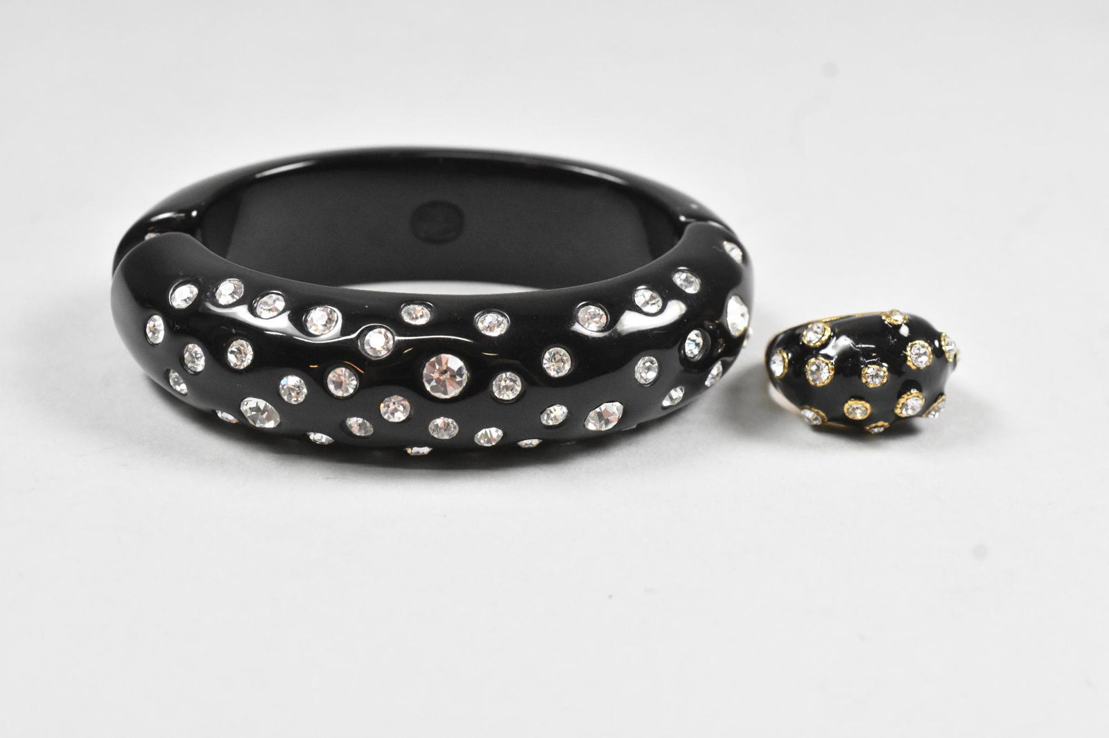 KJL Vintage 60's Bracelet and Ring, Lucite (1 of 4)