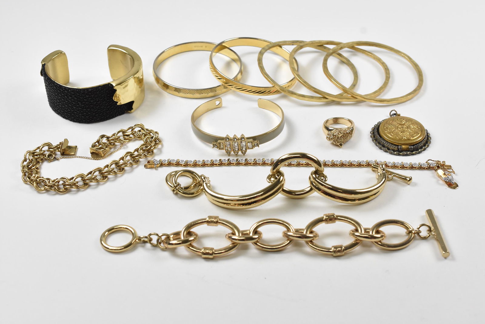 Gold Tone Costume Jewelry (1 of 12)