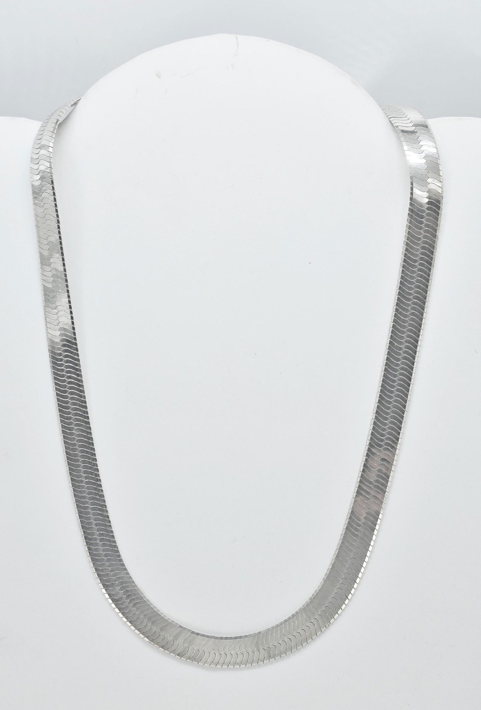 Italian Sterling Silver Necklace, 17" long (1 of 3)