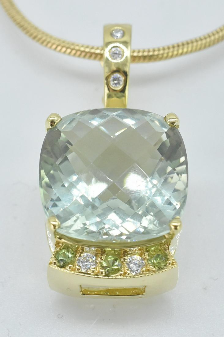 20CT Natural Green Amethyst Pendant and 14KT Gold Chain (1 of 4)