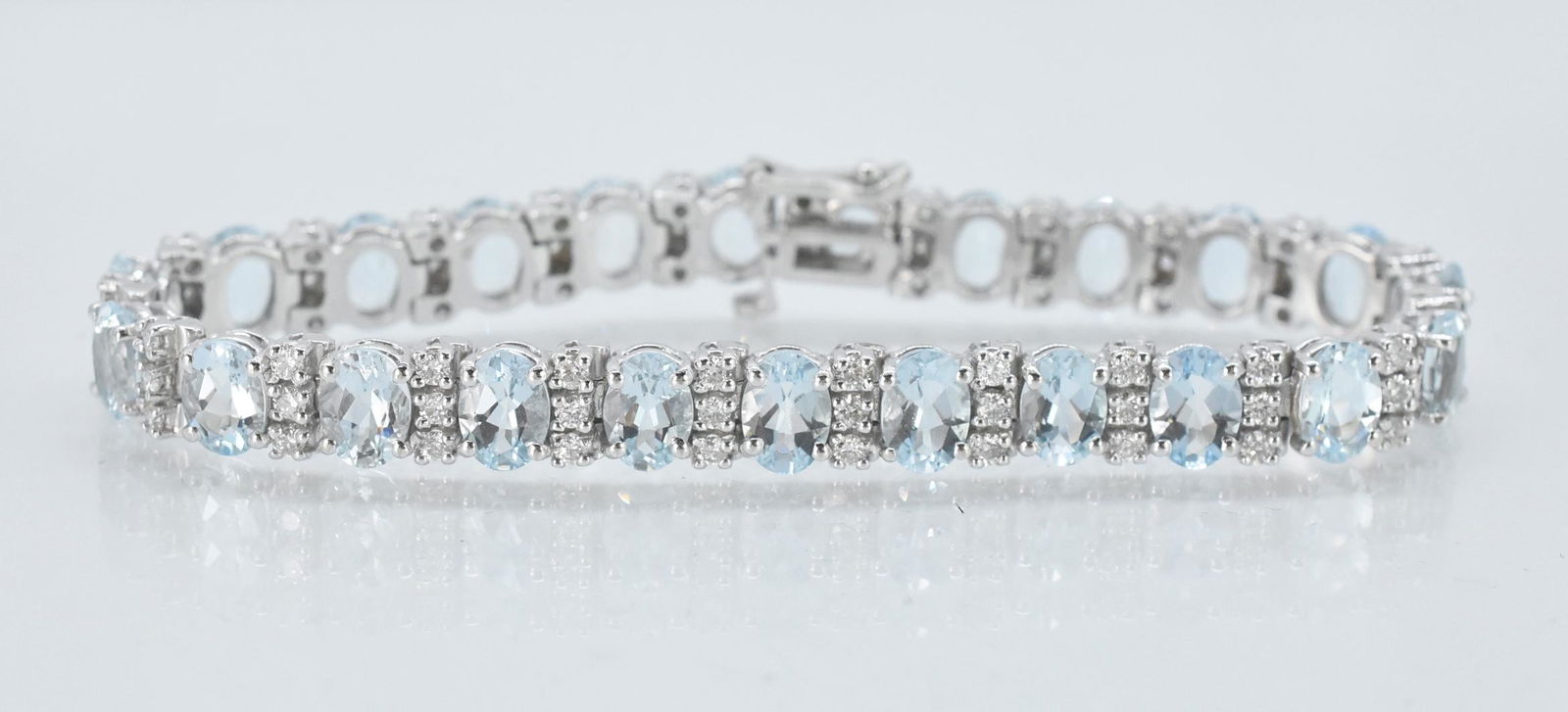 14 ct Aquamarine and 2 ct Diamond 14K White Gold Bracelet (1 of 6)