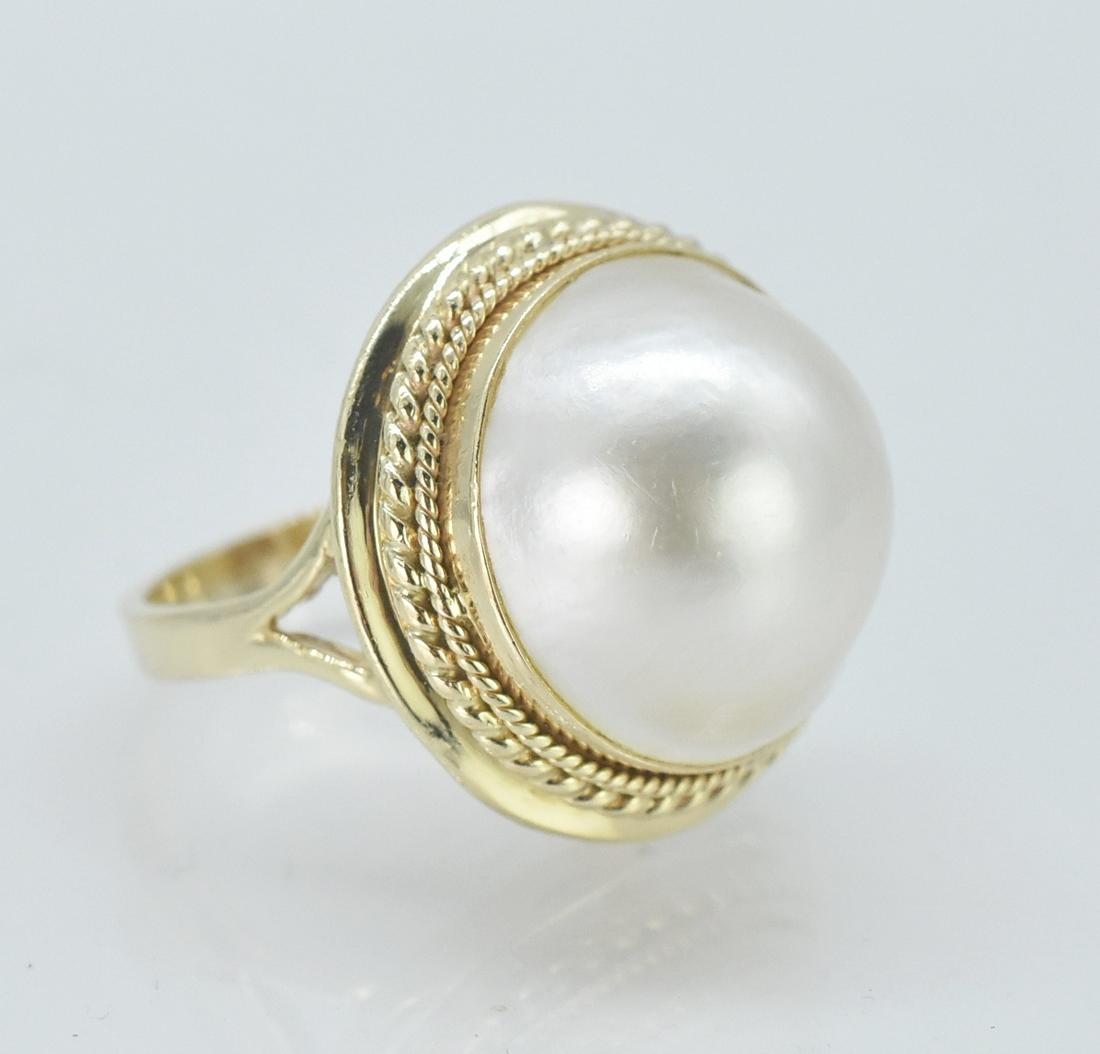 14K Yellow Gold Mabe Pearl Ring, Size 7 1/4 (1 of 4)