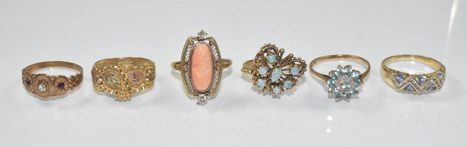 6 10-12K Gold Rings (1 of 3)