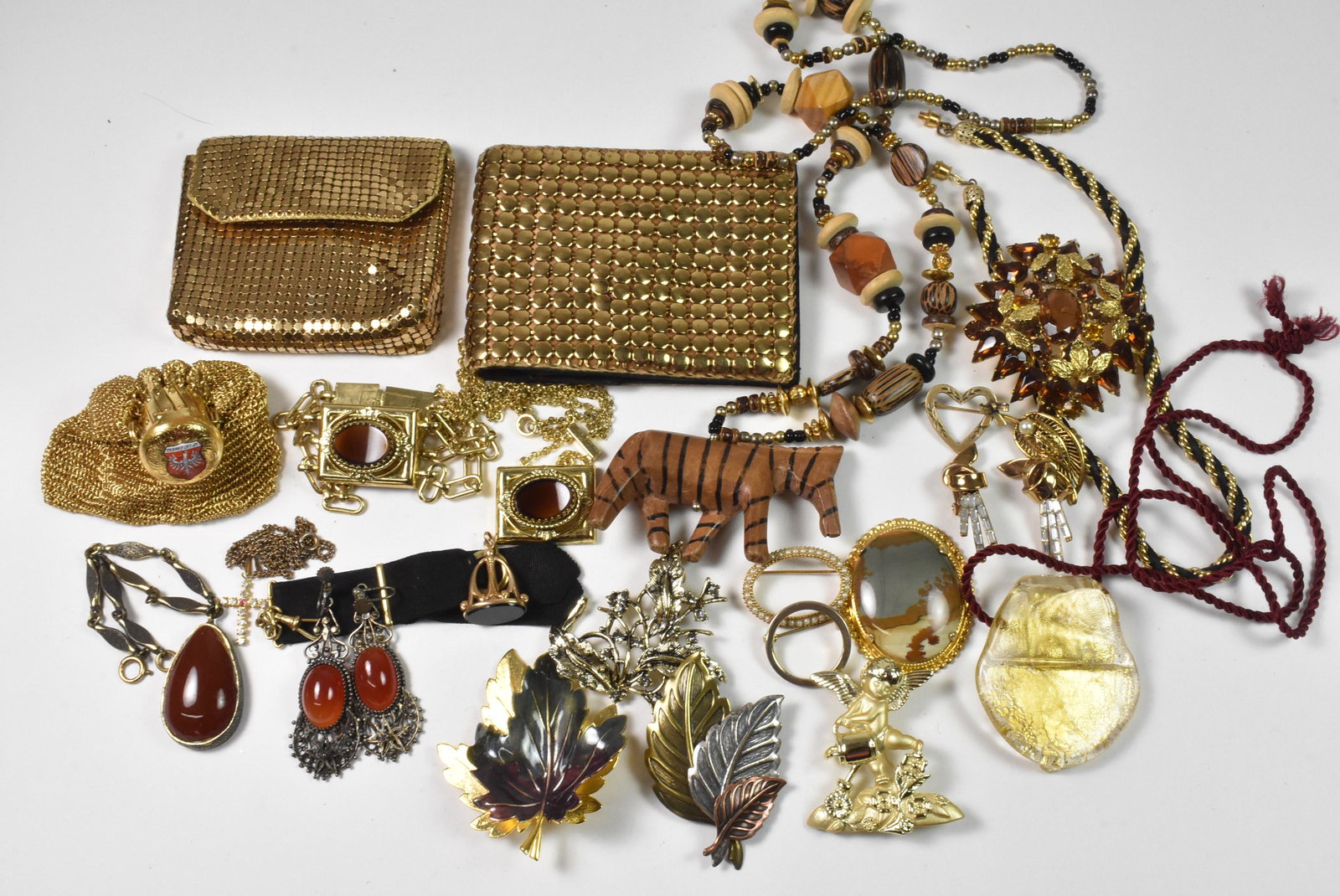 Gold and Black Tone Jewelry (1 of 5)