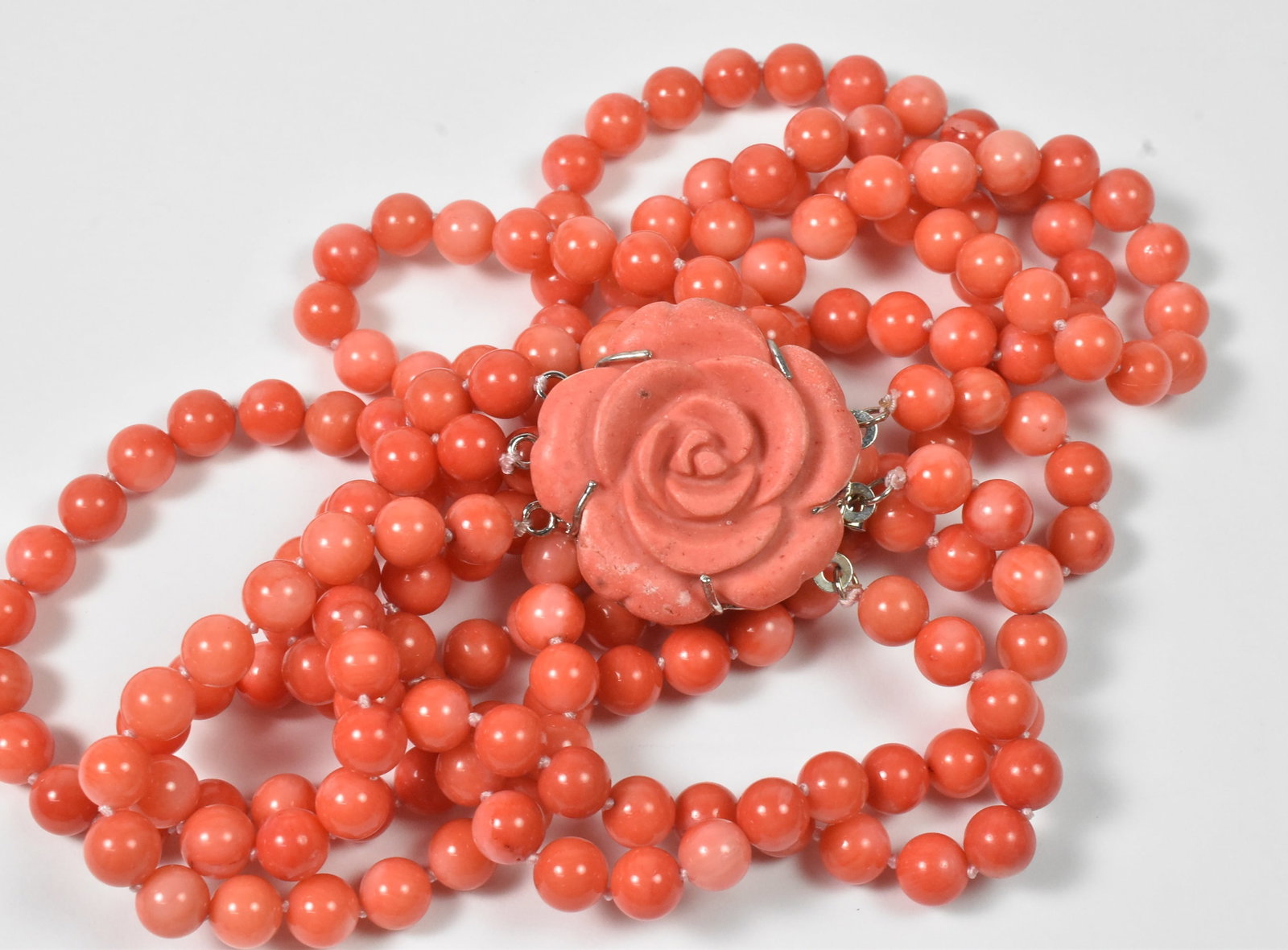 Vintage Coral Necklace (1 of 4)