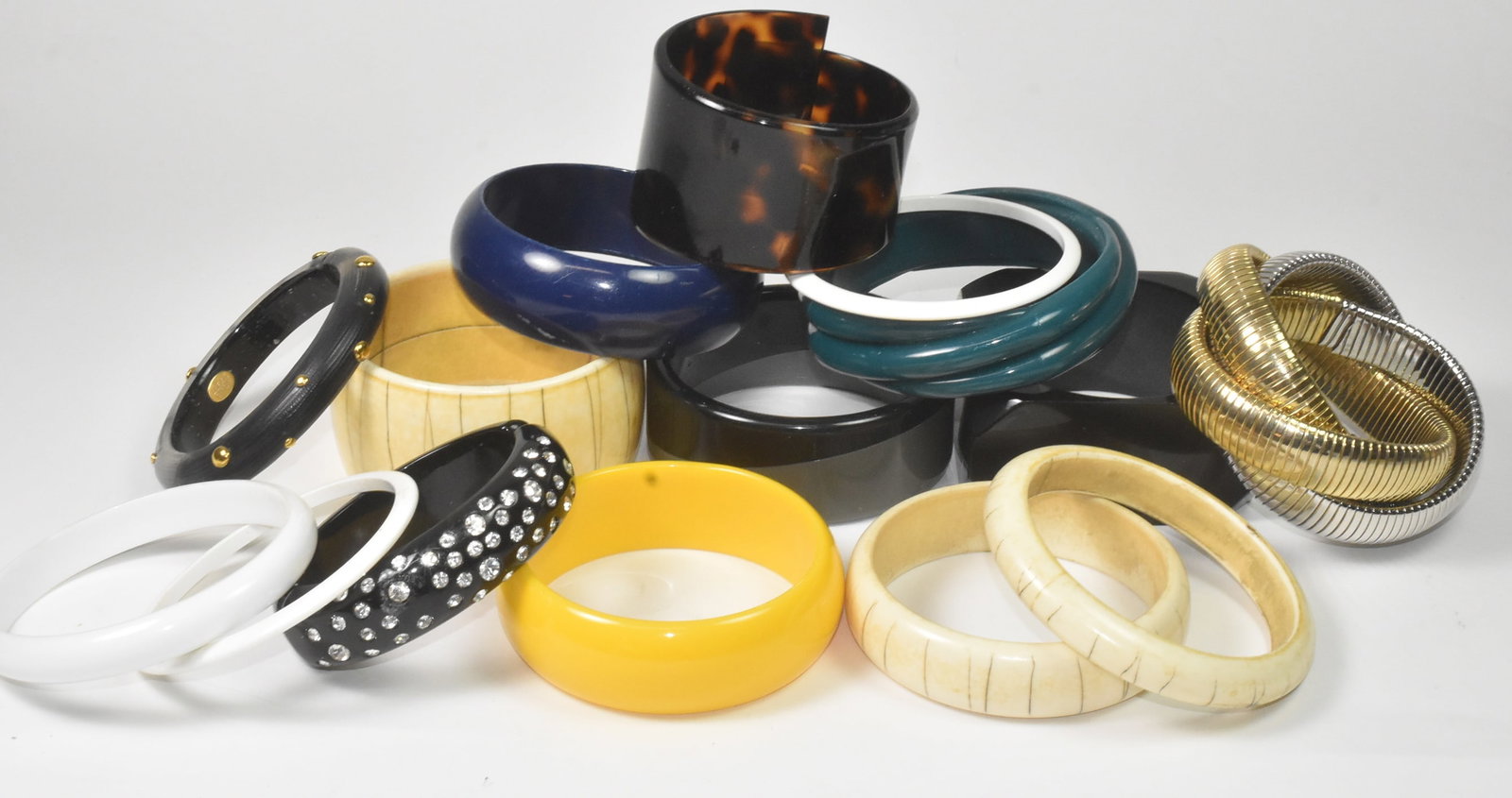 Group of Chunky Cuff Bracelets (1 of 5)