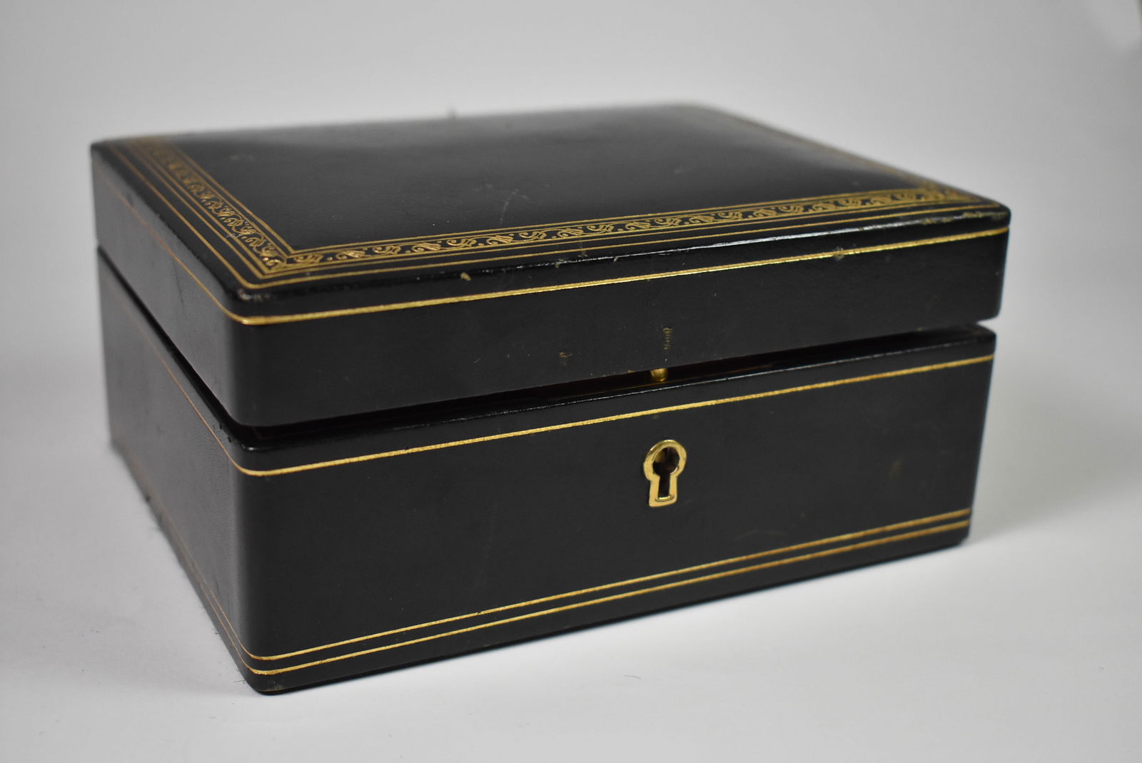 Black Leather Jewelry Box (1 of 9)