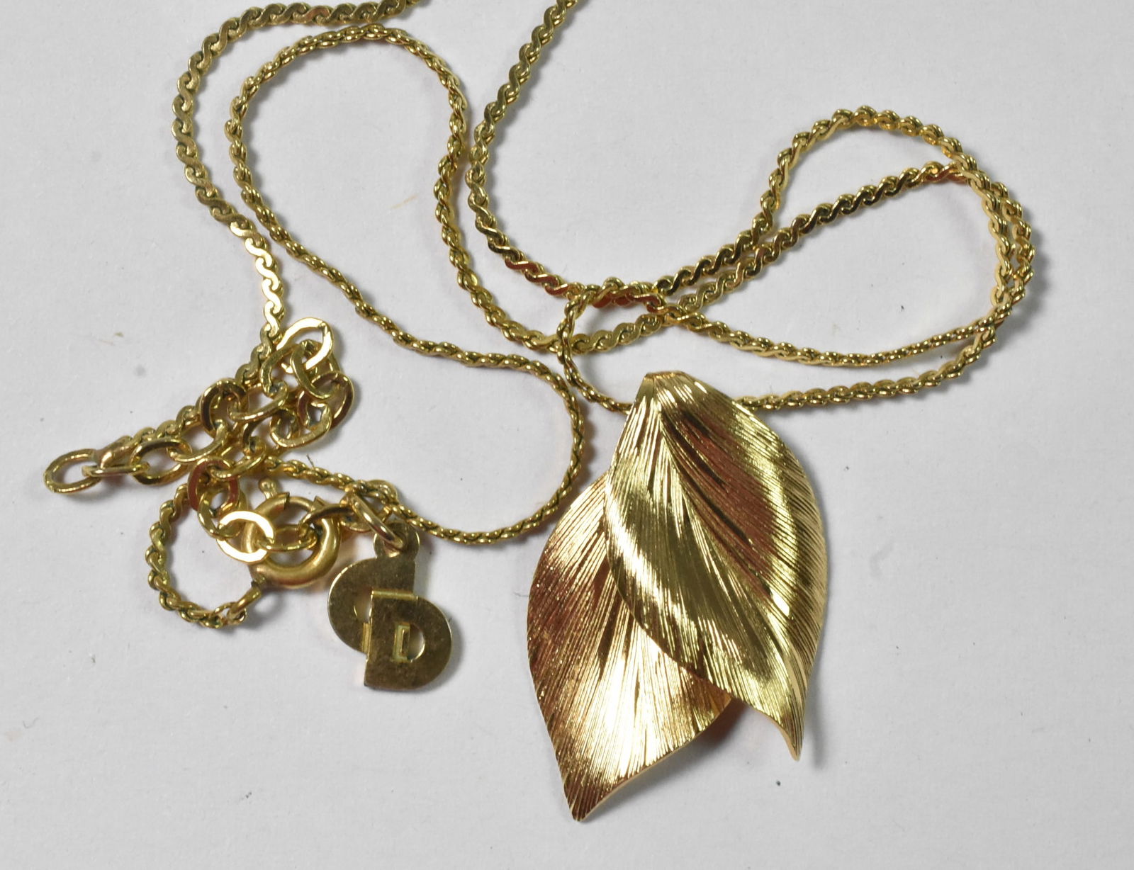 Christian Dior Leaf Necklace (1 of 3)
