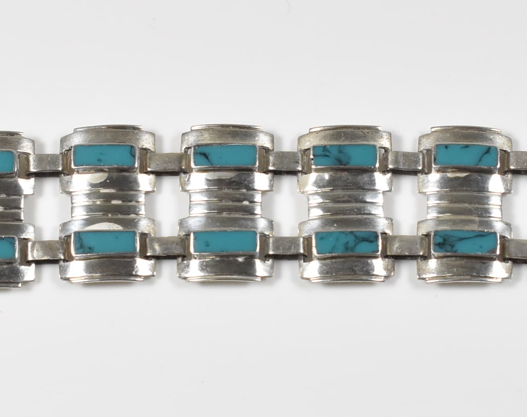 Sterling and Turquoise Link Bracelet (1 of 3)