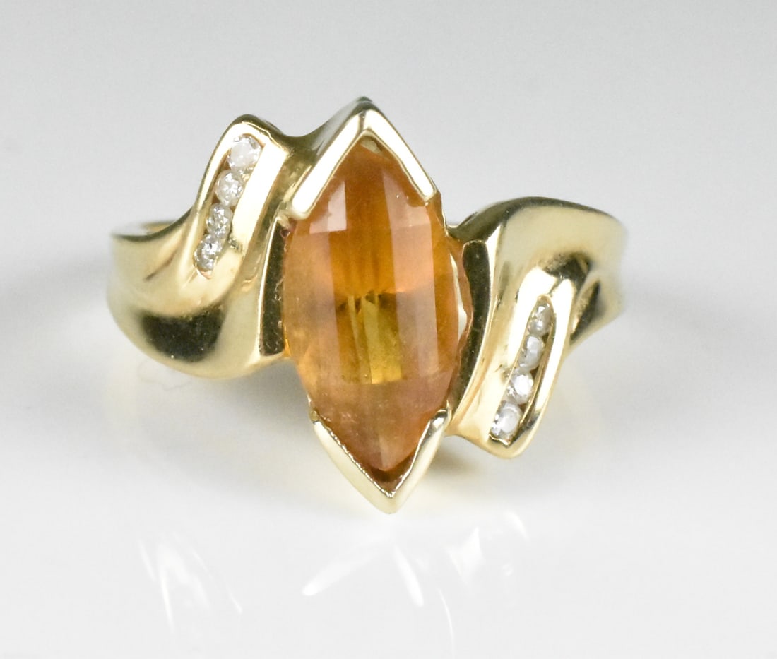 14k Yellow Gold Ring with Orange Colored Stone (1 of 4)