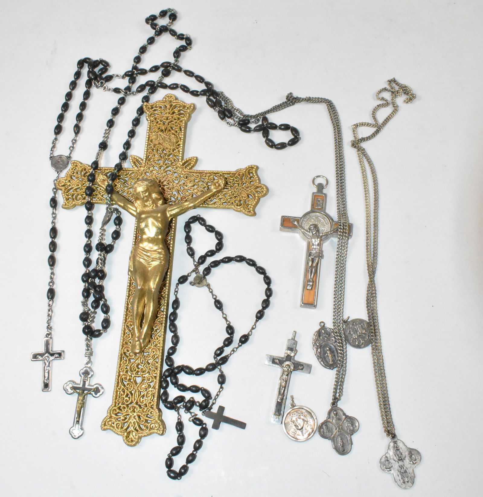 Religious Crucifix, Pendants and Rosaries Group (1 of 7)