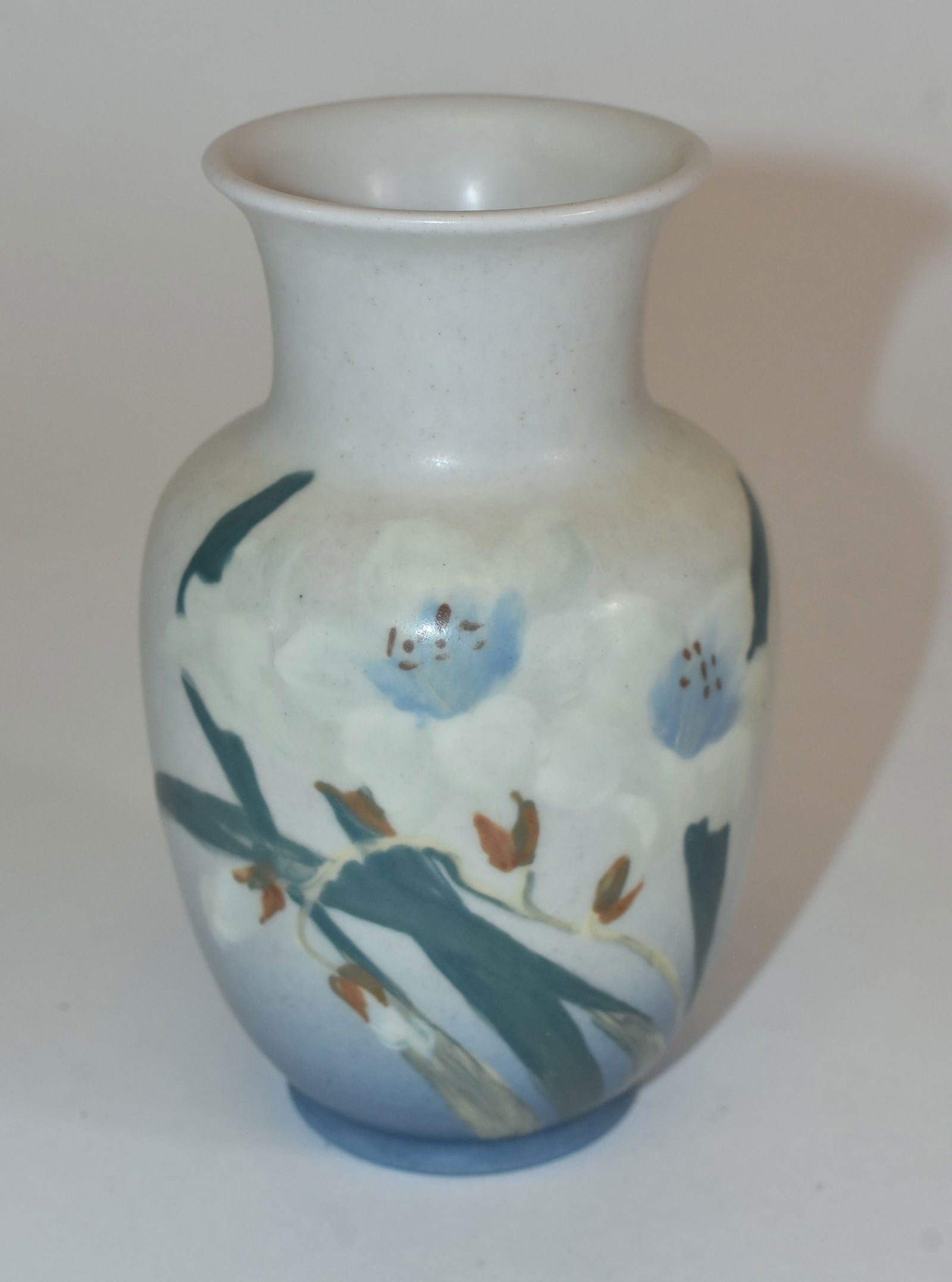 Rookwood Vase 1938 Margaret McDonald (1 of 4)