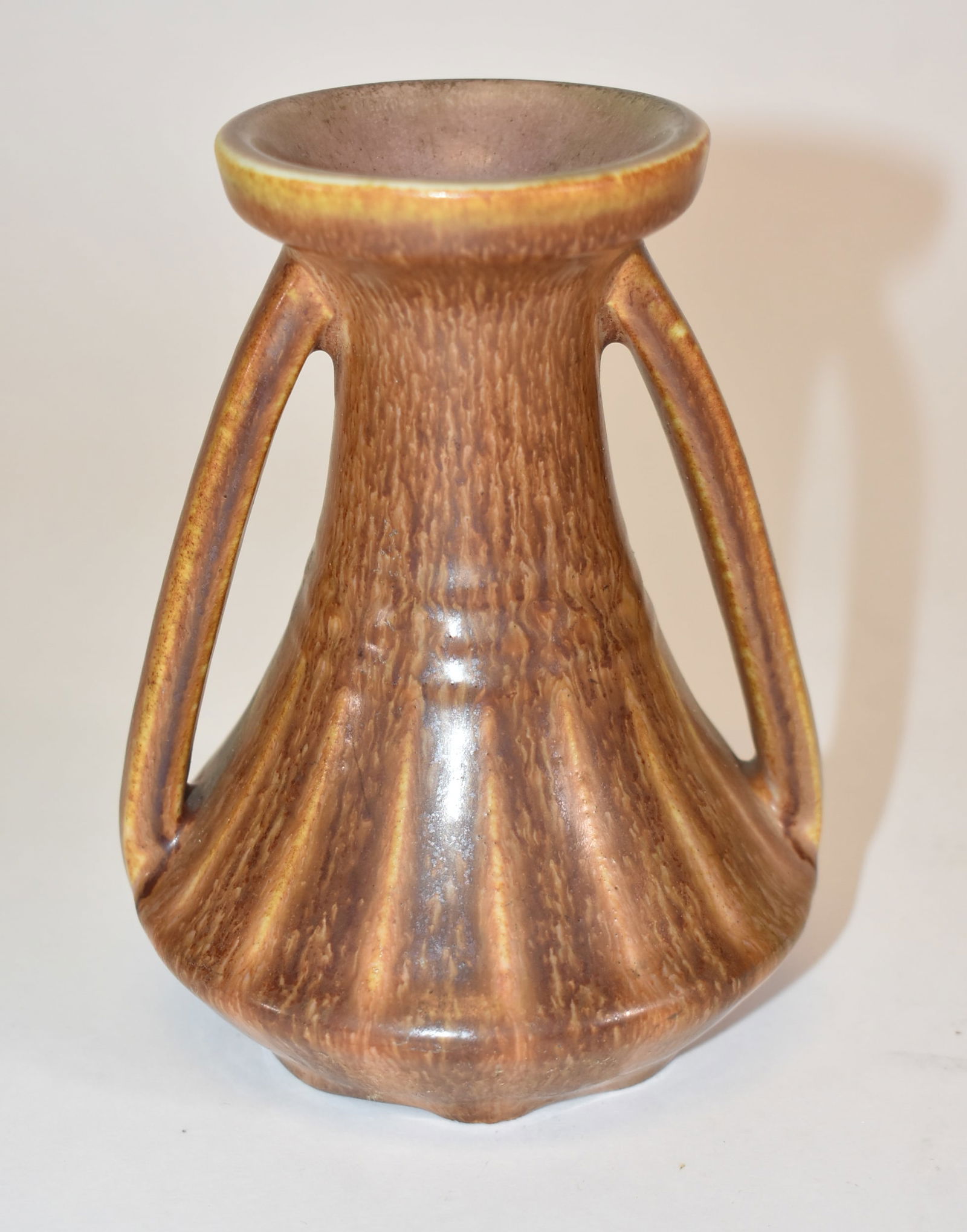 Rookwood Double Handle Vase #1746D 1919 (1 of 3)