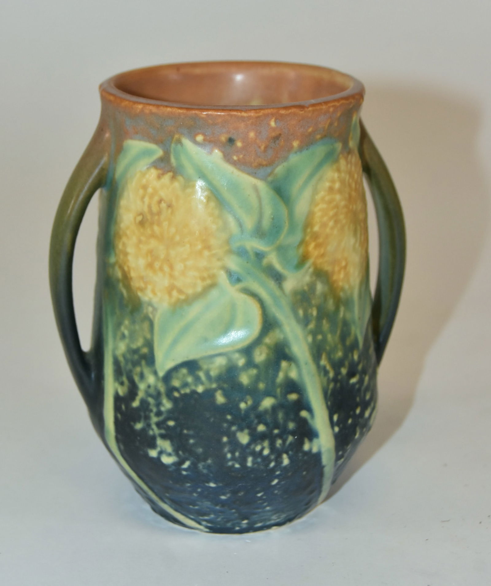 Roseville Sunflower Double Handle Vase (1 of 4)