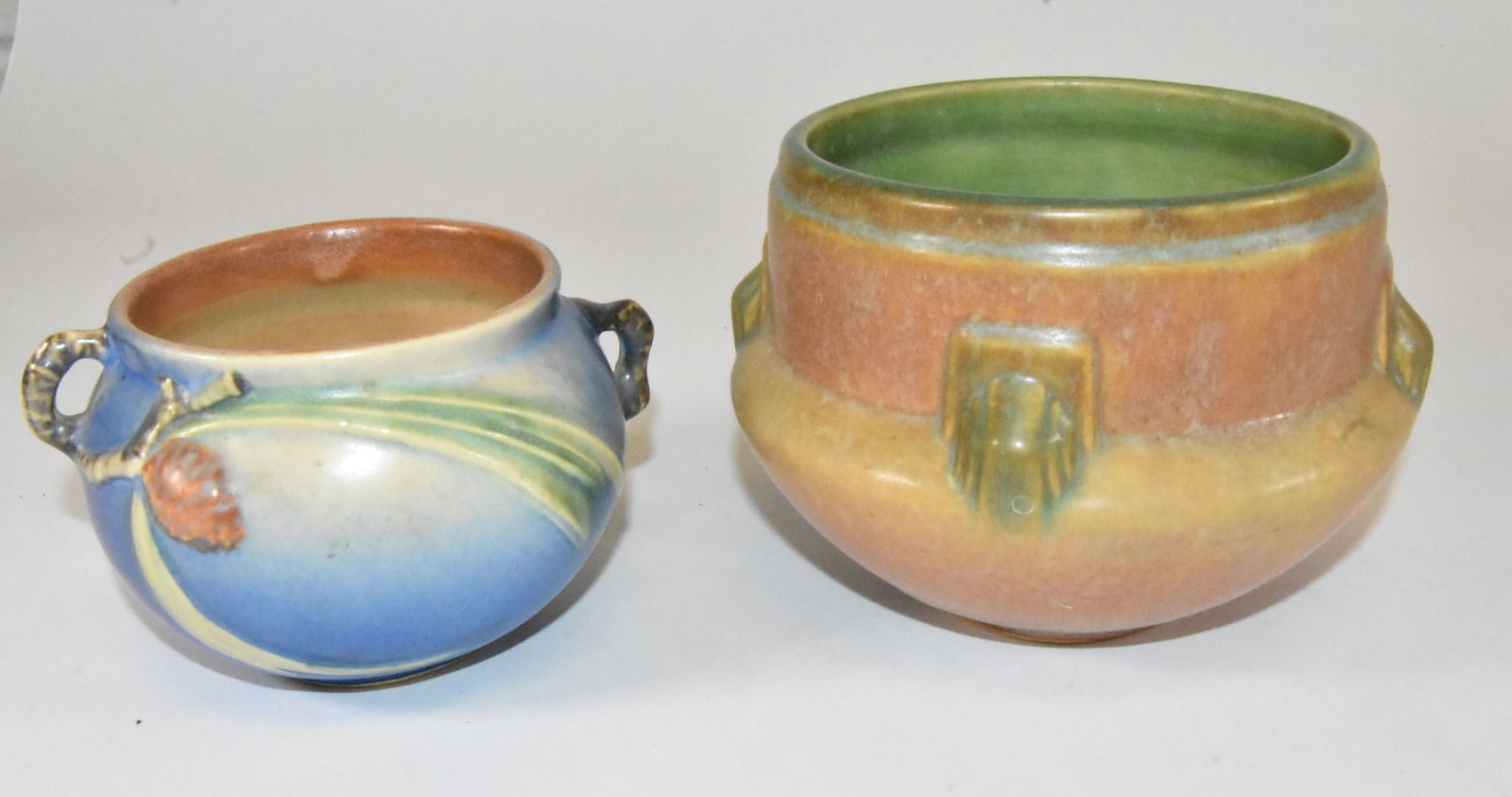 2 Roseville Vases (1 of 8)