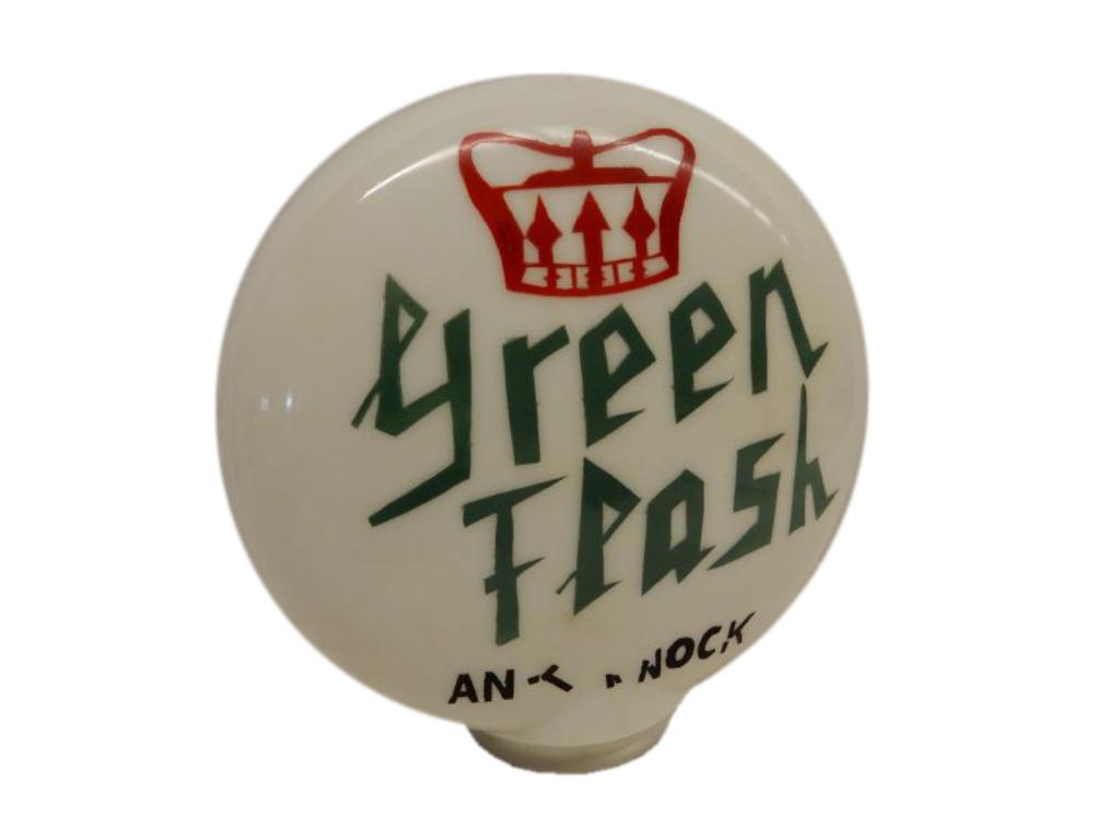 GREEN FLASH ANTI-KNOCK MILK GLASS GAS PUMP GLOBE (1 of 4)