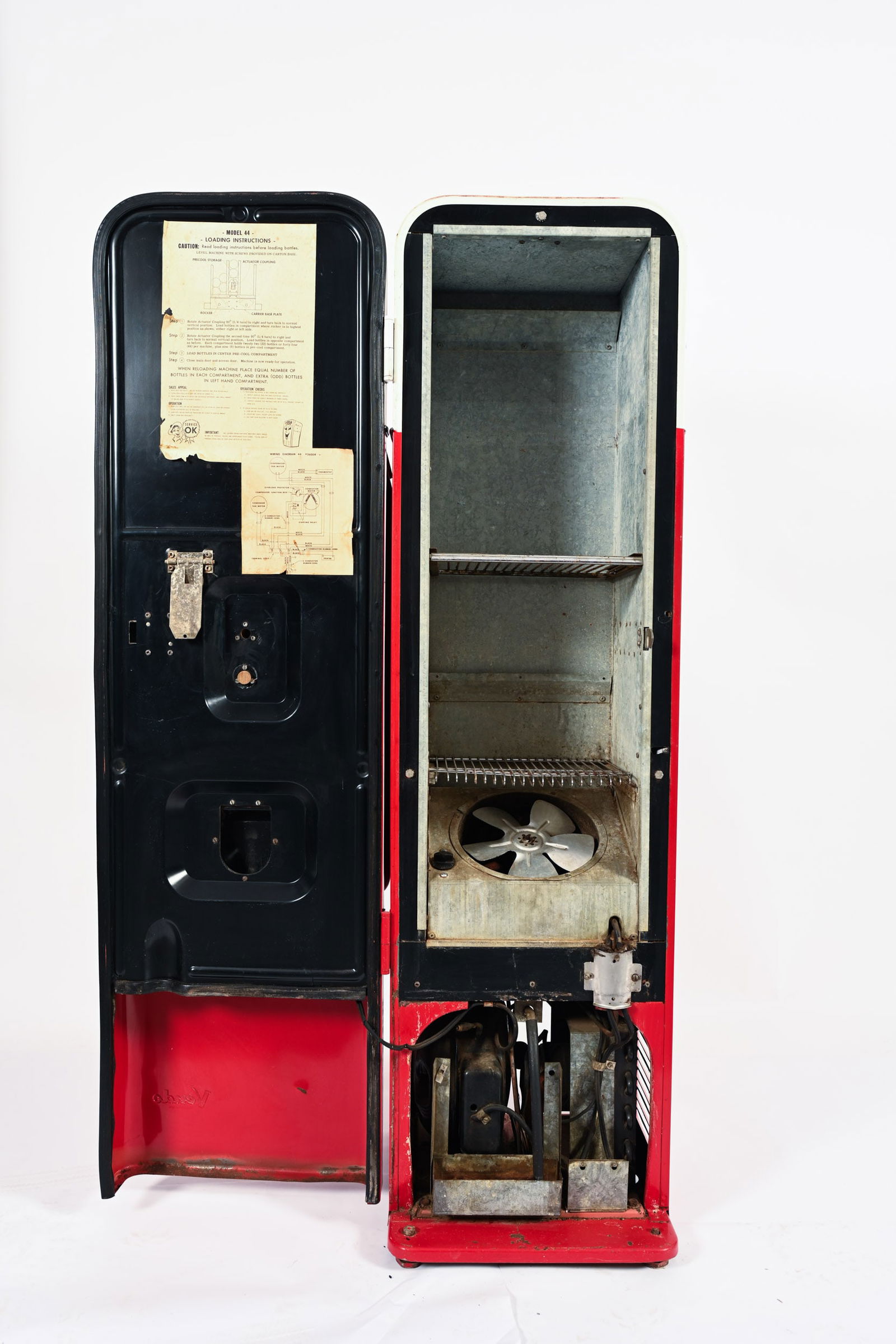 DRINK COCA-COLA VENDO 44 VENDING MACHINE - 12