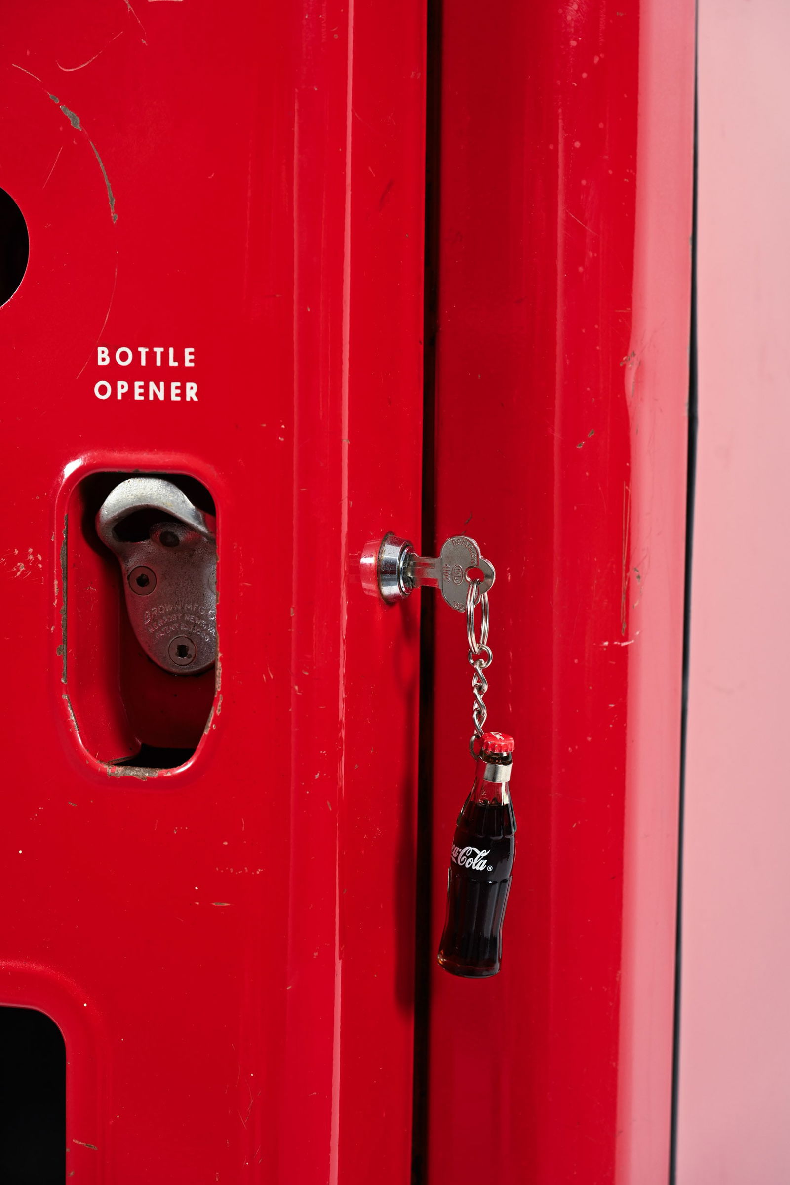 DRINK COCA-COLA VENDO 44 VENDING MACHINE - 9