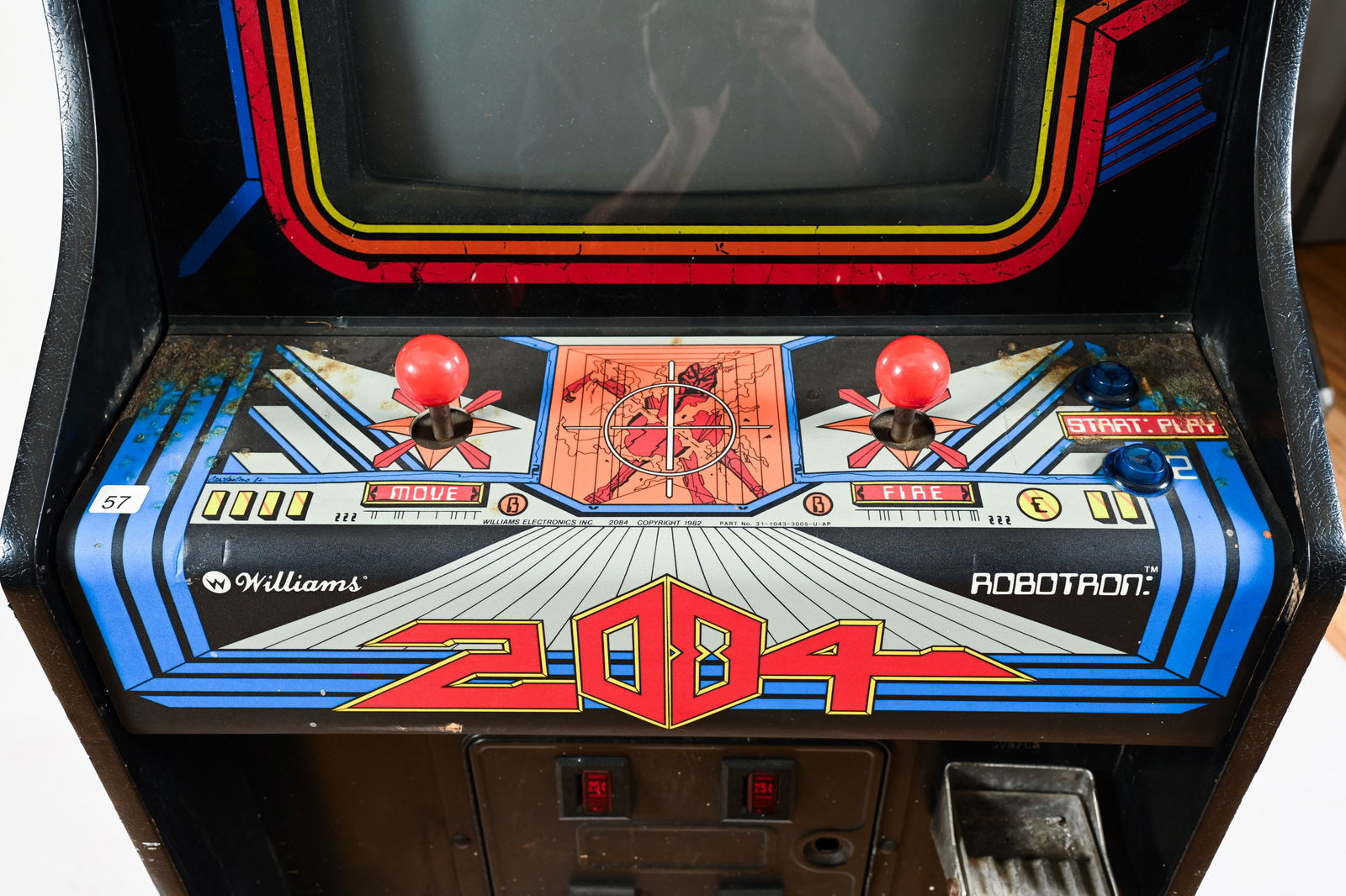 1982 WILLIAMS ROBOTRON 2084 ARCADE GAME - 6