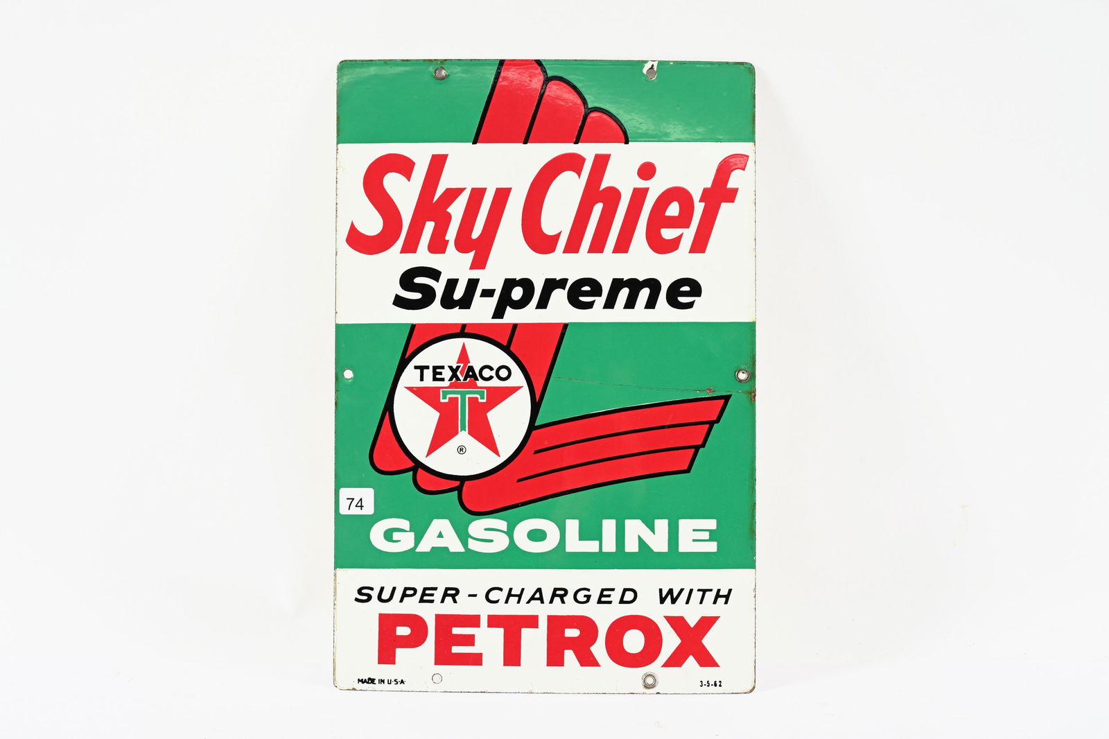 TEXACO SKY CHIEF SU-PREME GASOLINE PORC. PUMP PLATE: TEXACO SKY CHIEF SU-PREME GASOLINE PORCELAIN PUMP PLATE SIGN MARKED MADE IN U.S.A. 3-5-62 STRONG COLOURS AND GLOSS FIELD IN VERY GOOD CONDITION SMALL CREASE WITH PORCELAIN LOSS AT MIDDLE EDGE