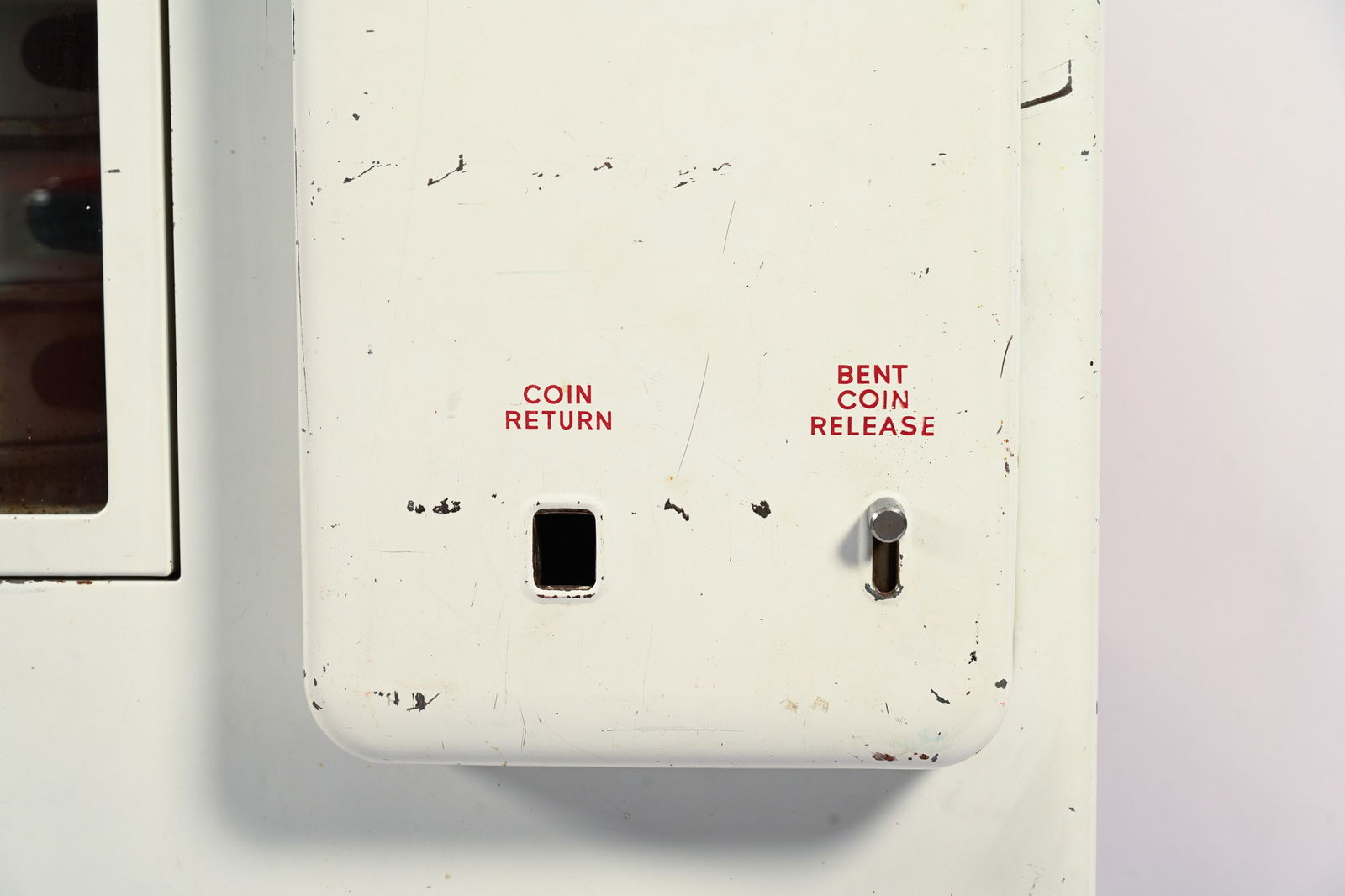 DRINK COCA-COLA CAVALIER MODEL 72 VENDING MACHINE - 4