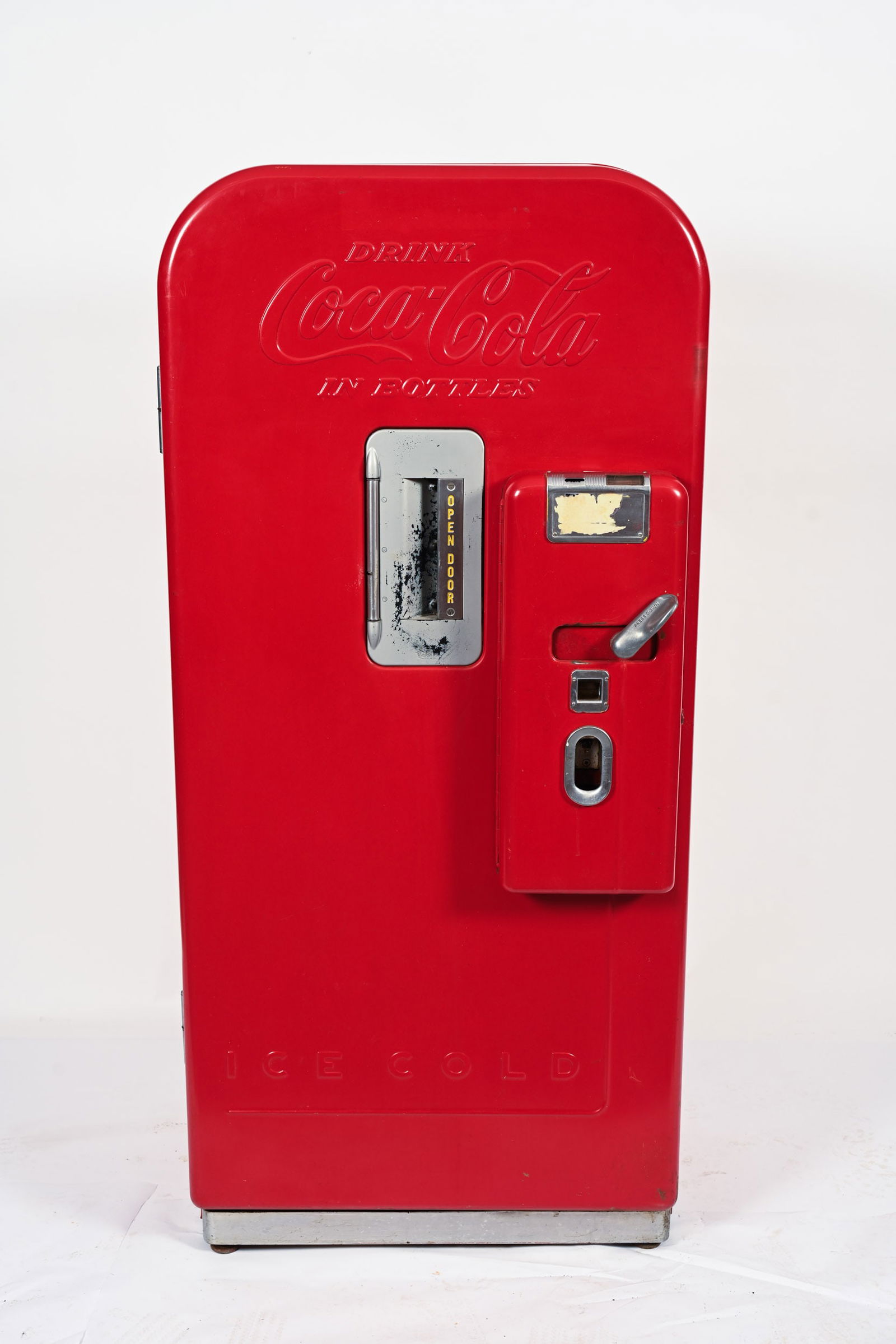 DRINK COCA-COLA IN BOTTLES VENDO 39 VENDING MACHINE (1 of 17)