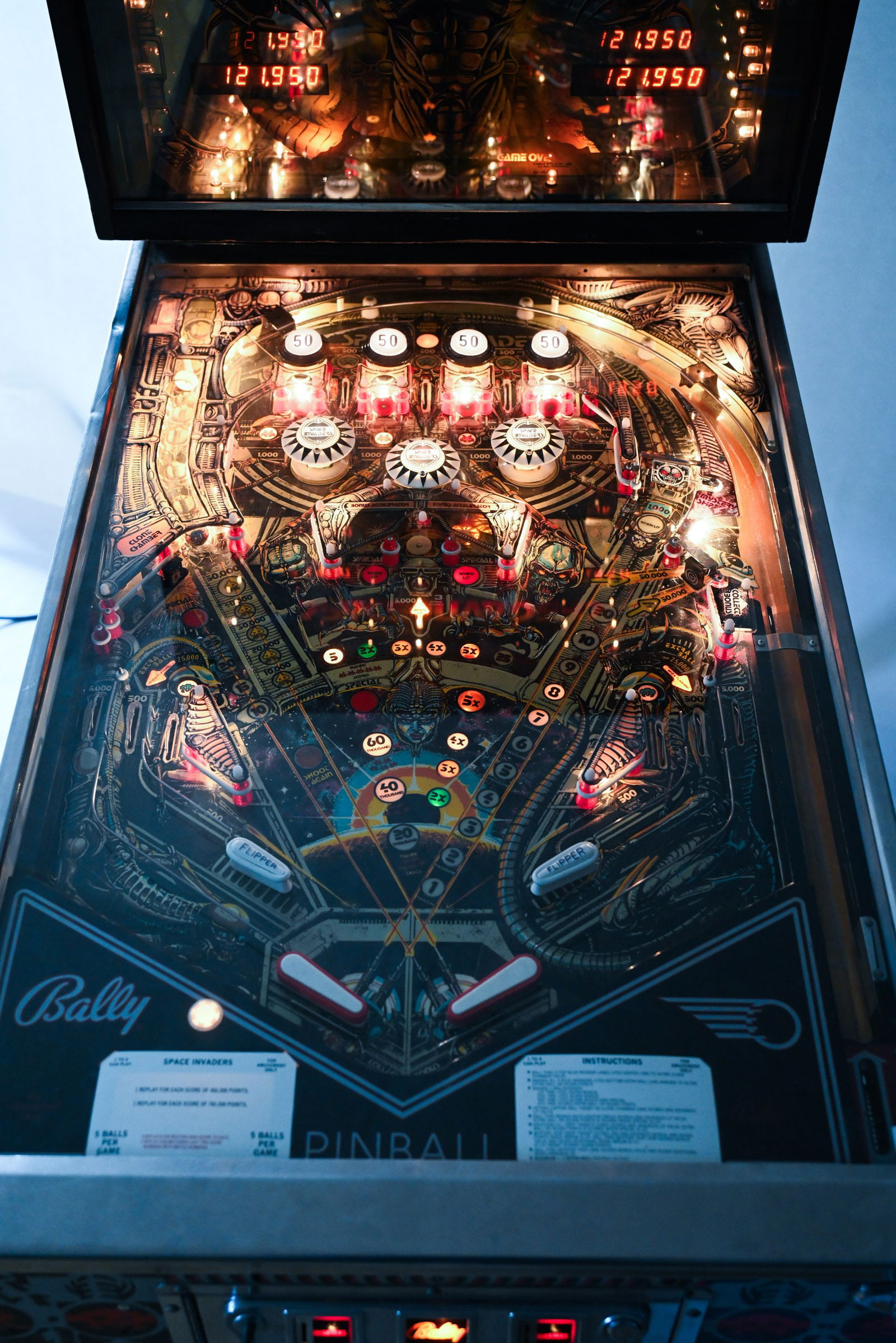 1980 BALLY SPACE INVADERS PINBALL MACHINE - 7