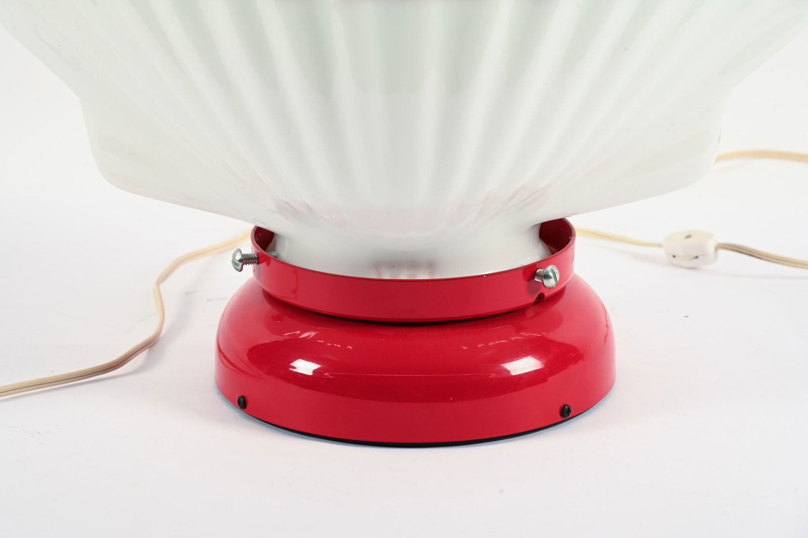 REPRO SHELL MILK GLASS GLOBE W/ LIGHTED BASE - 3