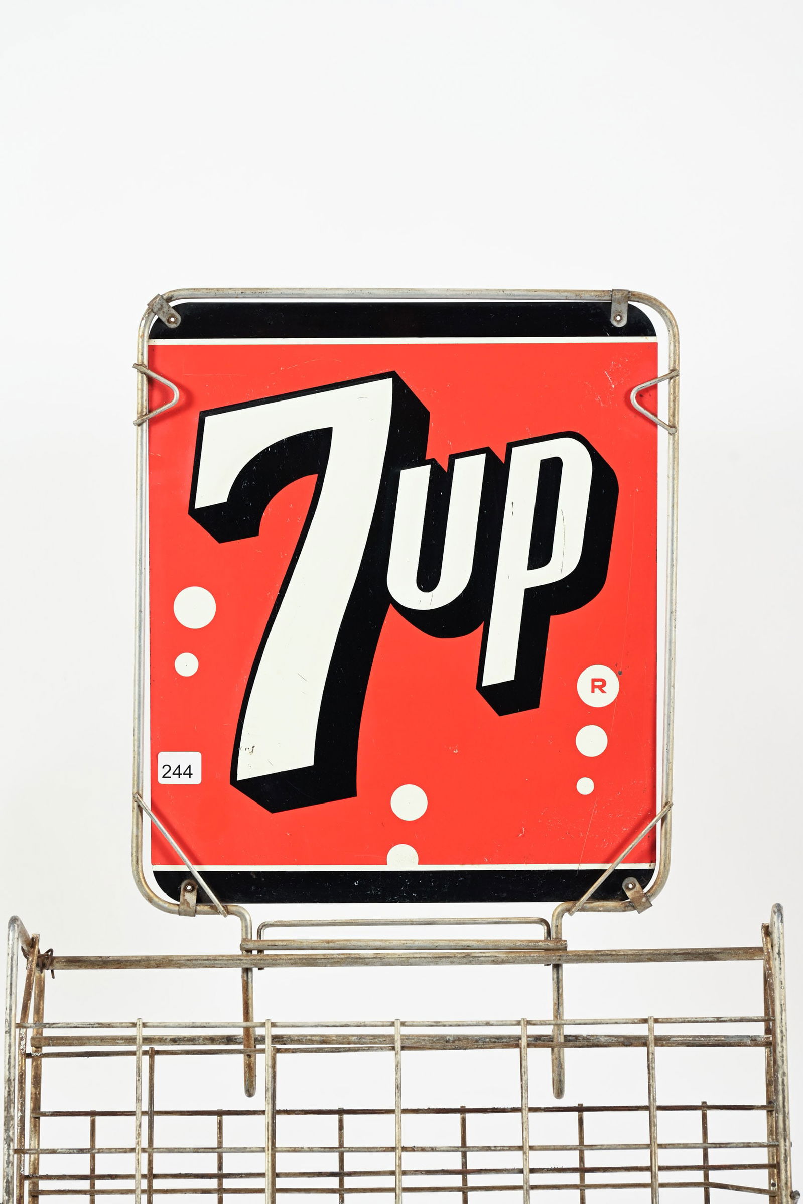 7UP WIRE BOTTLE RETURN RACK - 2