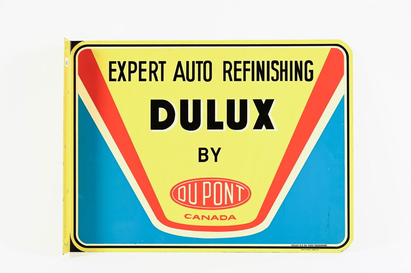 1964 DU PONT DULUX D/S PAINTED METAL FLANGE SIGN: 1964 DU PONT DULUX EXPERT AUTO REFINISHING DOUBLE SIDED PAINTED METAL FLANGE SIGN MARKED MADE IN CANADA BARKER-64 NEW OLD STOCK CONDITION FIELD NEAR MINT MINOR PAINT LOSS AT MOUNTING HOLES 