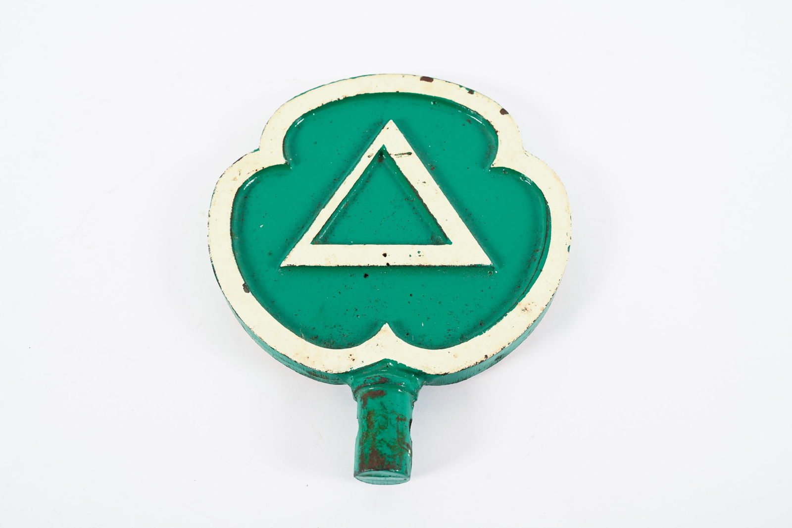 CITIES SERVICE EMBOSSED CAST LUBESTER PADDLE: CITIES SERVICE EMBOSSED CAST LUBESTER PADDLE APPEARS TO BE ORIGINAL PAINT 6"X8" *ALL ITEMS GUARANTEED AUTHENTIC BY SHACKELTON AUCTIONS UNLESS OTHERWISE SPECIFIED