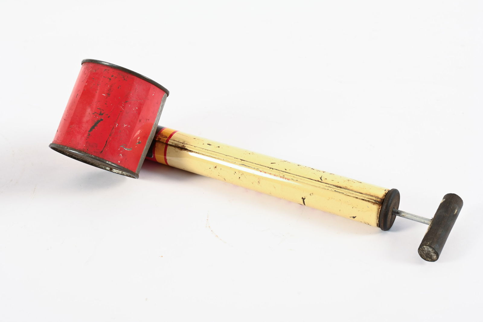 SHELL POUND GREASE CAN AND SHELLTOX SPRAYER - 5