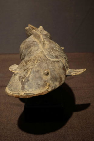 Baule tribe wood Mudfish