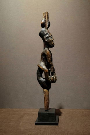 "aringo ogun Yoruba staff. Prov: Gaetan Schoonbroodt"