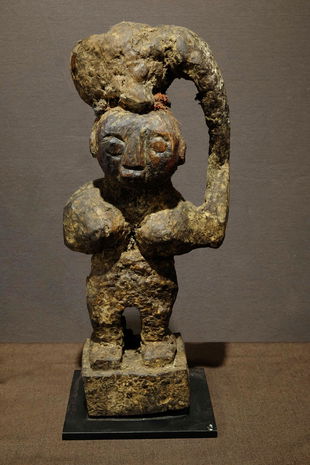 Fon Voodoo figure