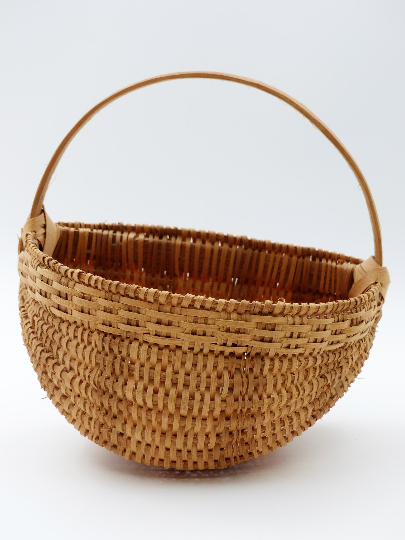 Nice Woven Wall Basket W/handle (1 of 6)