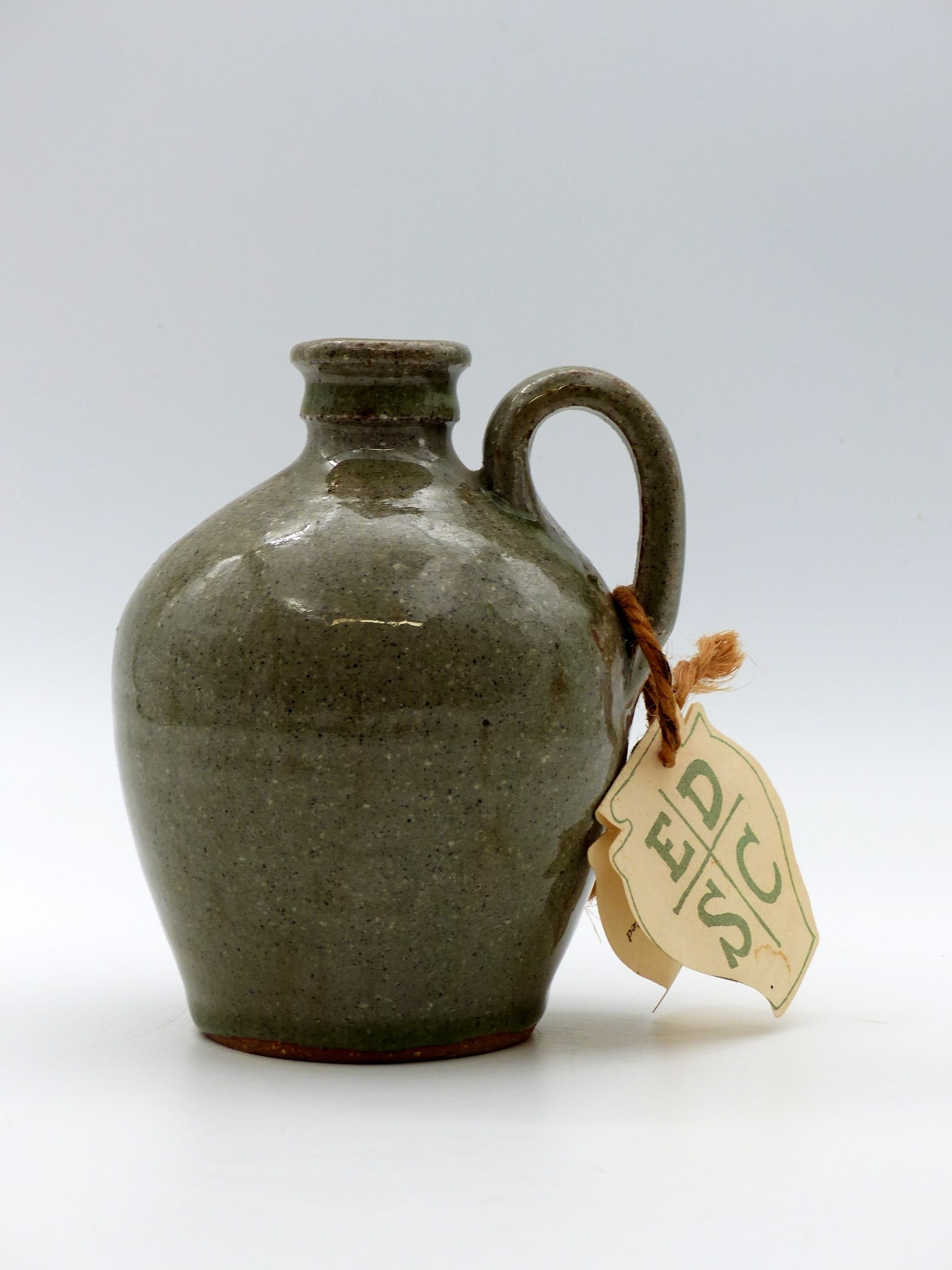 Edgefield Jug By Genevieve Calmes (1 of 6)
