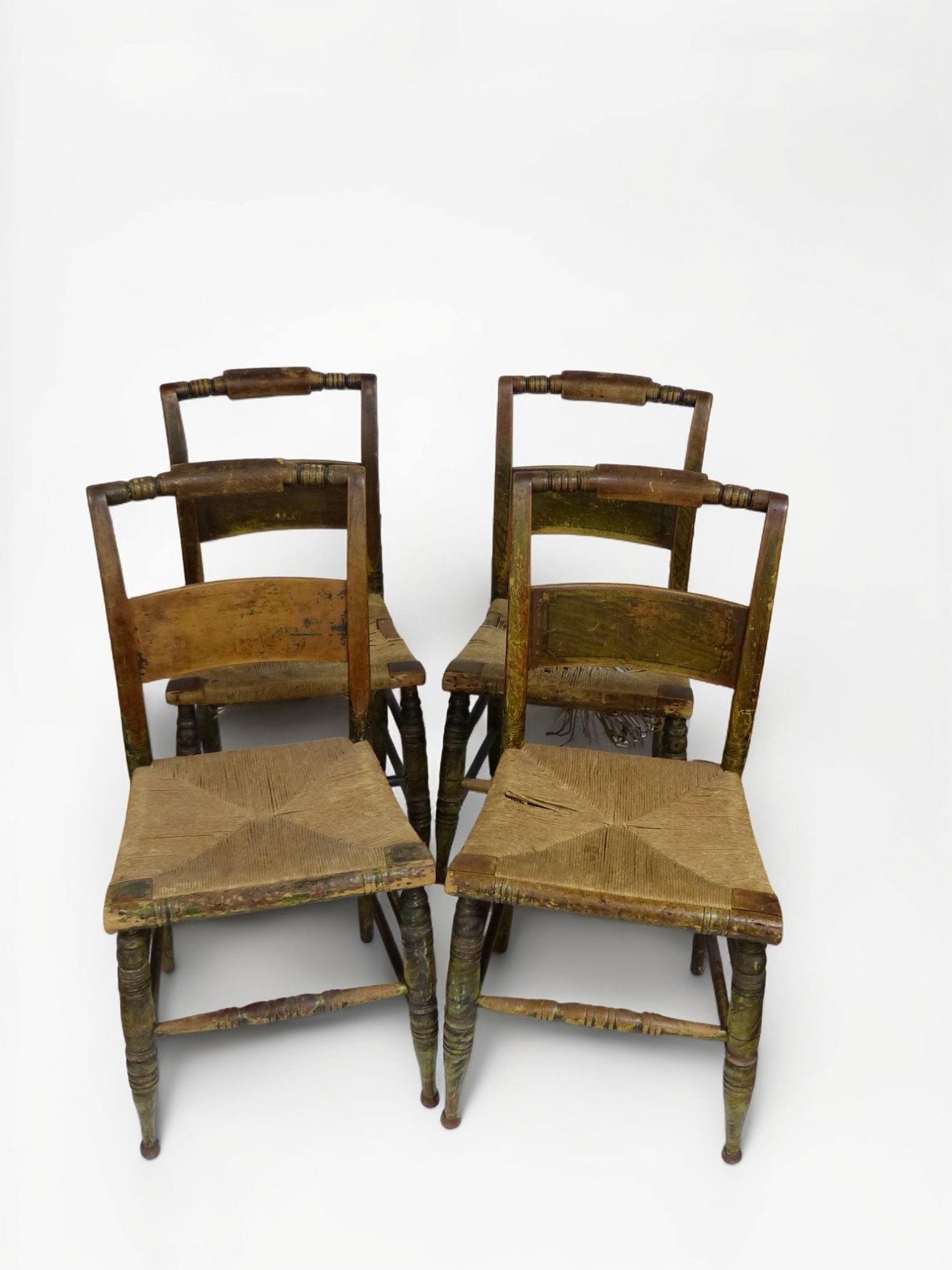 Spindle Leg Chair Set with Rush Bottoms (Some Damage) (1 of 7)