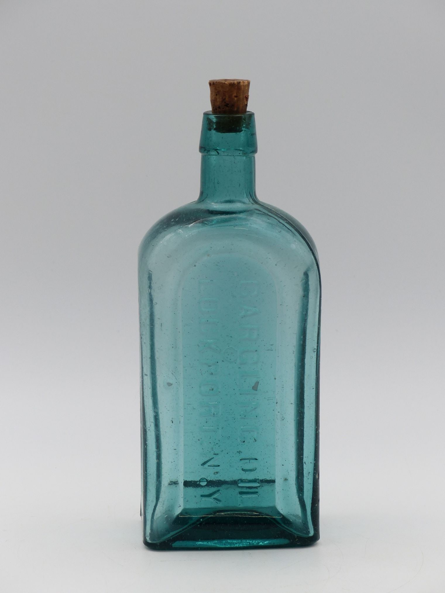 Caroline Allcock Port NY Four-Panel Bottle (1 of 6)