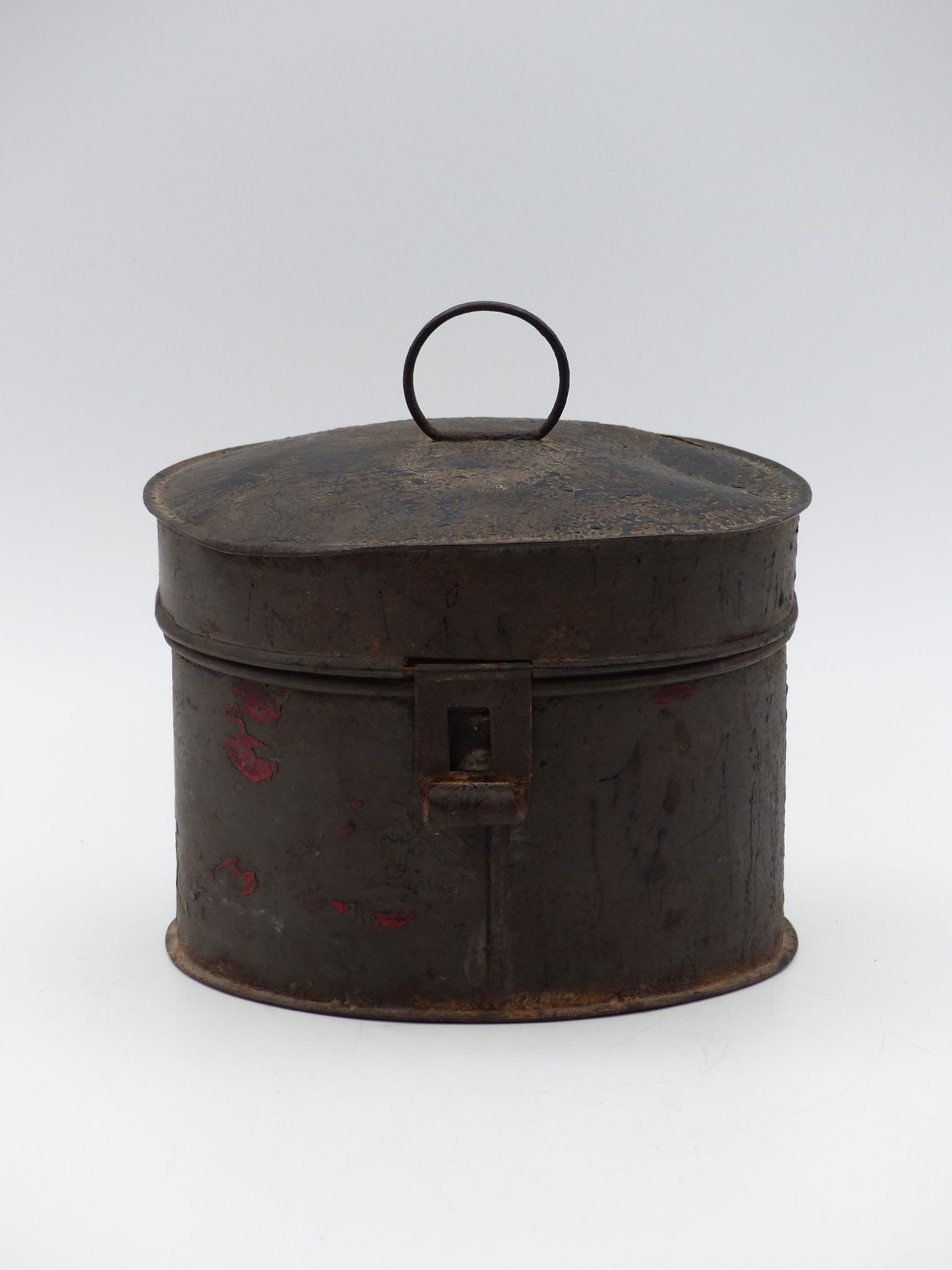 Child's Early Lunch Pail (Dented Top) (1 of 6)