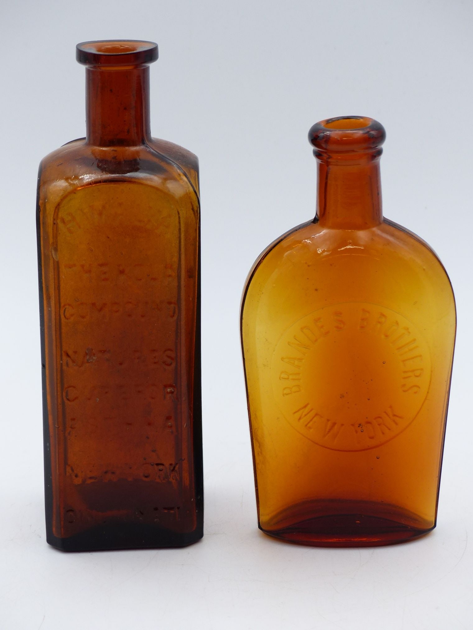 Himalaya Asthma Cure & Brindle's Brothers Flask (1 of 6)