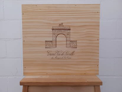 Vin - Chateau Leoville Las Cases - 2018: Vin - Chateau Leoville Las Cases - 2018Caisse en bois de 3 Magnum 1.5L2018Bordeaux - Saint-Julien - RougeTrès bon état Wooden case of 3 Magnumm 1.5L2018Bordeaux - Saint-Julien - RougeVery good