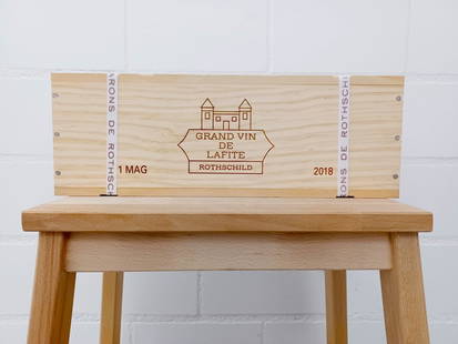 Vin - Chateau Lafite Rothschild - 2018: Vin - Chateau Lafite Rothschild - 2018Caisse en bois de 1 Magnum 1.5L20181er cru classé - Bordeaux - Pauillac - RougeTrès bon état Wooden case of 1 MMagnum 1.5L20181er cru classé - Bordeaux -