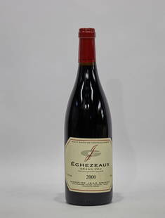 Vin - Echezeaux Grand Cru 2000: Vin - Echezeaux Grand Cru 20001 bouteilleDomaine Jean GrivotCôte de NuitsEtiquette légèrement éraflée1 BottleDomaine Jean GrivotCôte de NuitsSlightly scuffed label