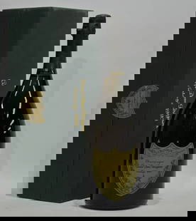 Champagne - Dom Pérignon 1993: Champagne - Dom Pérignon 19931 magnumDom Pérignon Cuvée Brut Millésime 1993Coffret originalBon état1 magnumDom Perignon Cuvée Brut Vintage 1993Original coffretGood condition