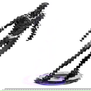 Marvel X Swarovski - Black Panther: Marvel X Swarovski - Black PantherSwarovski’s attention to detail and expert master cutting is evident in every authentic detail, including the 649 facets made with signature black tones. The