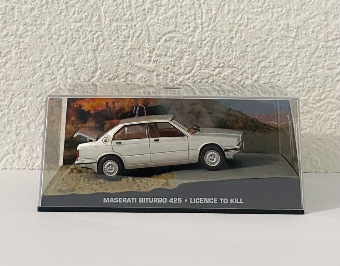 James Bond 007 - Maserati Biturbo 425 (Licence to kill) (1 of 2)