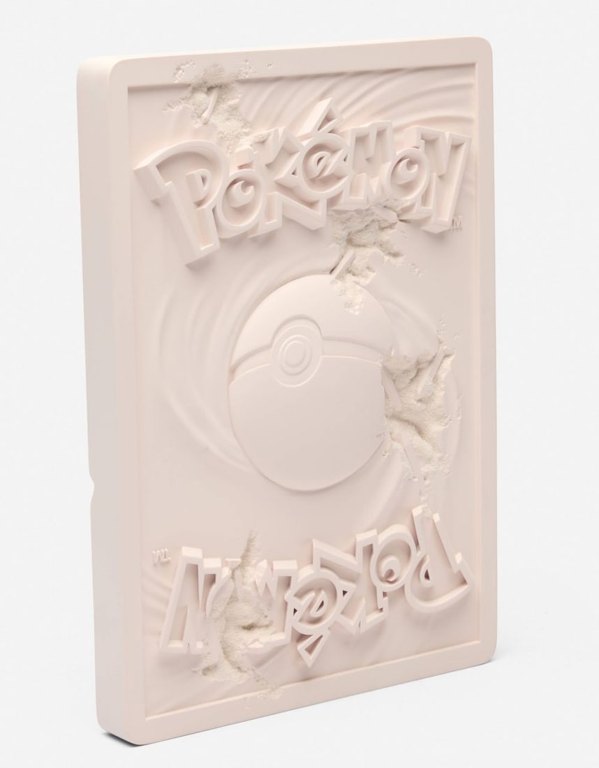 Daniel Arsham - Pink Crystalized Charizard Card (Pokémon), 2020: Daniel Arsham - Pink Crystalized Charizard Card (Pokémon), 2020Pink cast resin, aluminum oxide. Limited edition of 500. Comes in original box. Good condition, 30.5 x 22 x 3 cm.Résine coulée rose, o